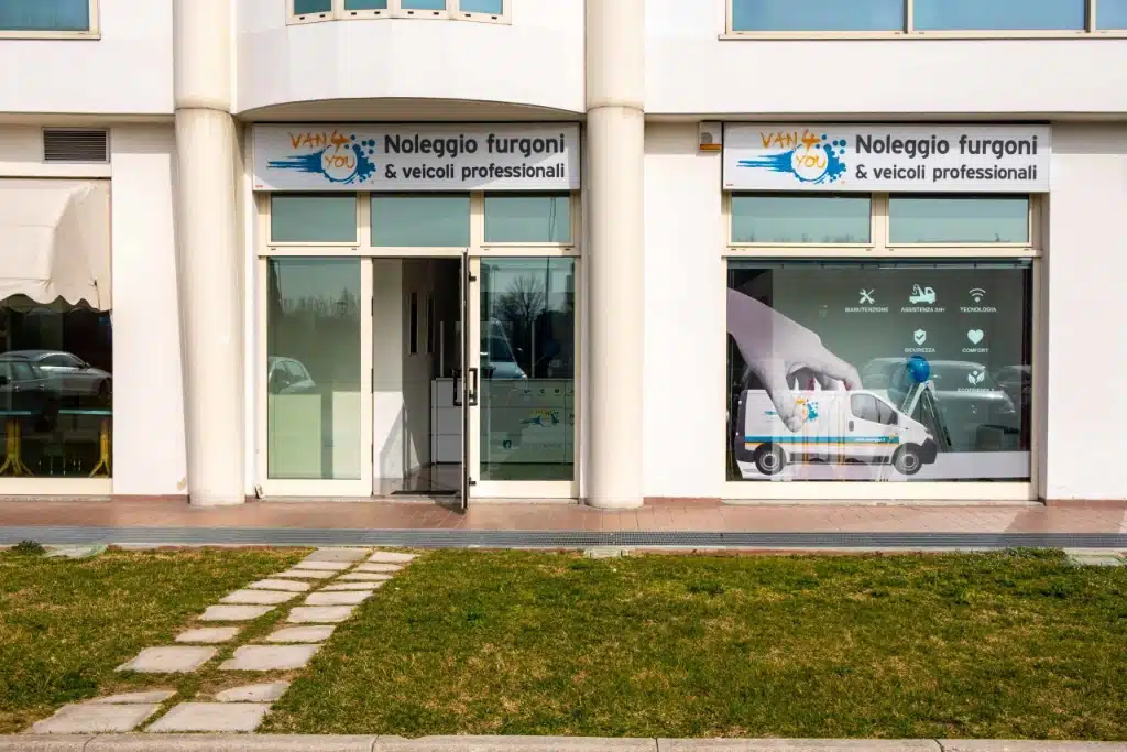 flotta-sede-noleggio-rimini-3